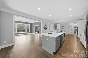 3916 2nd St Dr NW, Hickory, NC 28601 - Photo 10