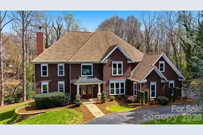 3916 2nd Street Drive NW, Hickory, NC 28601 - Photo 1