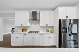 3916 2nd St Dr NW, Hickory, NC 28601 - Photo 8