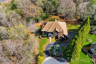 3916 2nd St Dr NW, Hickory, NC 28601 - Photo 2