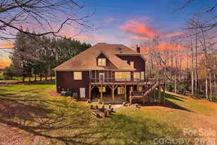 3916 2nd St Dr NW, Hickory, NC 28601 - Photo 2