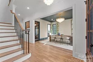 154 N Canterbury Rd, Charlotte, NC 28211 - Photo 16
