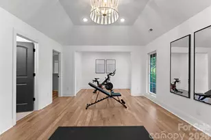 154 N Canterbury Rd, Charlotte, NC 28211 - Photo 42