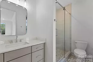 154 N Canterbury Rd, Charlotte, NC 28211 - Photo 36