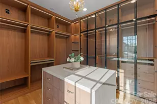 154 N Canterbury Rd, Charlotte, NC 28211 - Photo 32