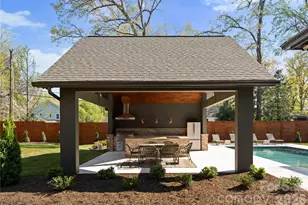 154 N Canterbury Rd, Charlotte, NC 28211 - Photo 6