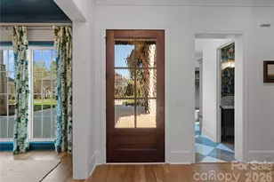 154 N Canterbury Rd, Charlotte, NC 28211 - Photo 10