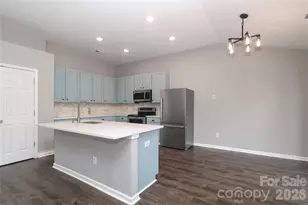 9506 Scotland Hall Ct, Charlotte, NC 28277 - Photo 10