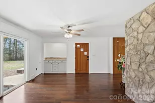 100 Ashton Ln, Brevard, NC 28712 - Photo 12