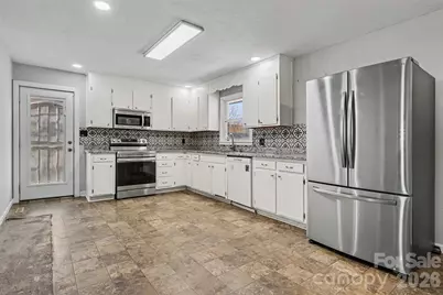 2230 Kenwood Drive, Kannapolis, NC 28081 - Photo 8