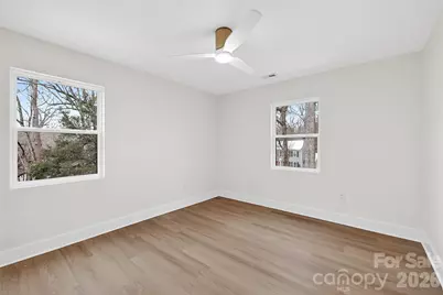 2011 E Barden Road, Charlotte, NC 28226 - Photo 32