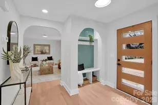 2011 E Barden Rd, Charlotte, NC 28226 - Photo 6