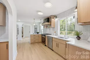 2011 E Barden Rd, Charlotte, NC 28226 - Photo 26