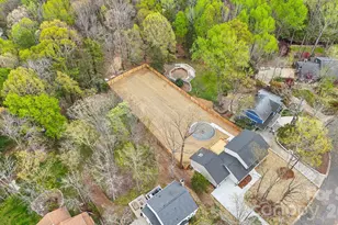 2011 E Barden Rd, Charlotte, NC 28226 - Photo 46