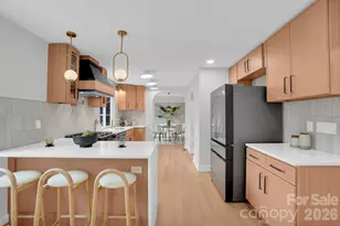 2011 E Barden Rd, Charlotte, NC 28226 - Photo 4