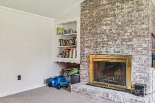 660 S Peace Haven Rd, Winston Salem, NC 27103 - Photo 28