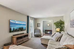 660 S Peace Haven Rd, Winston Salem, NC 27103 - Photo 8