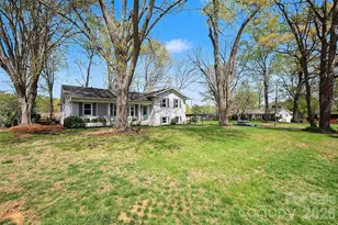 2233 Stonewood Dr, Charlotte, NC 28210 - Photo 24