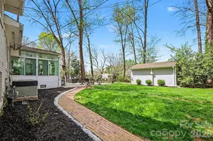 2233 Stonewood Dr, Charlotte, NC 28210 - Photo 26