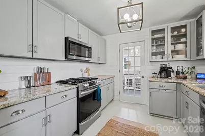 2233 Stonewood Drive, Charlotte, NC 28210 - Photo 8