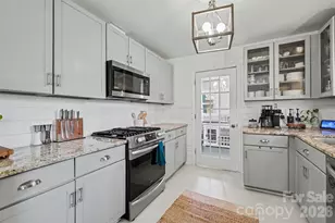 2233 Stonewood Dr, Charlotte, NC 28210 - Photo 8