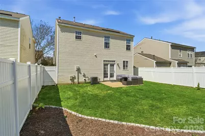 7712 Grapetree Court, Charlotte, NC 28215 - Photo 22