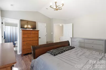 7712 Grapetree Court, Charlotte, NC 28215 - Photo 14