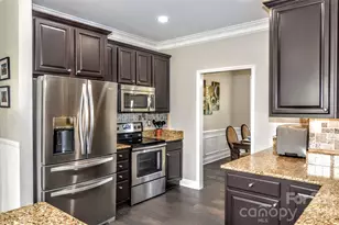 8224 Glamorgan Ln, Matthews, NC 28104 - Photo 26
