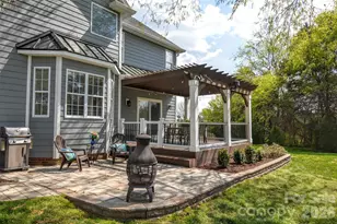 8224 Glamorgan Ln, Matthews, NC 28104 - Photo 6