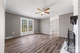 2916 Braewood Pl, Charlotte, NC 28226 - Photo 14