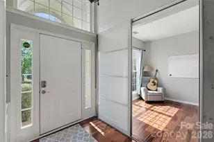 5919 Cambellton Dr, Charlotte, NC 28269 - Photo 2