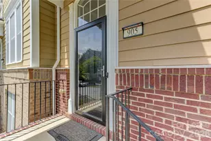 905 Lyndley Dr, Fort Mill, SC 29708 - Photo 4