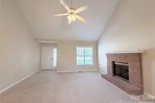 600 Emerson Dr, Mooresville, NC 28115 - Photo 4