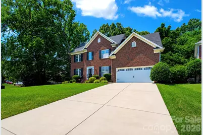 11005 Chilcomb Court, Charlotte, NC 28262 - Photo 1