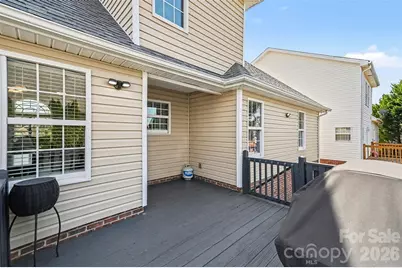 255 19th Avenue SE, Hickory, NC 28602 - Photo 18