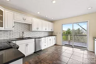 3 Tree Top Pl, Black Mountain, NC 28711 - Photo 14