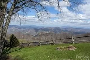 19 Lookout Loop, Burnsville, NC 28714 - Photo 6