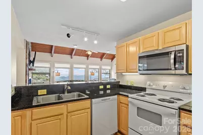 19 Lookout Loop, Burnsville, NC 28714 - Photo 12