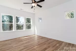 2517 Elon St, Charlotte, NC 28208 - Photo 8