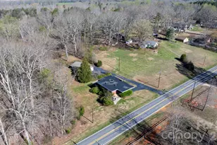 4914 E Nc 10 Hwy, Catawba, NC 28609 - Photo 8