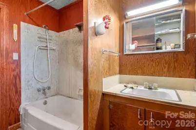 4914 E Nc 10 Highway, Catawba, NC 28609 - Photo 20