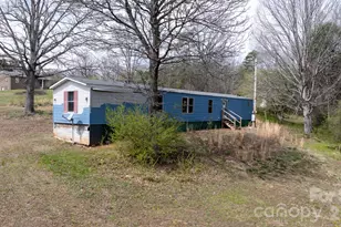 5624 R & R Farm Rd, Connelly Springs, NC 28612 - Photo 24