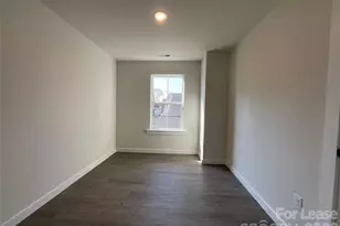 128 18th Street Pl NW, Hickory, NC 28601 - Photo 10