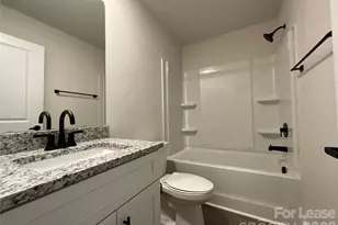 128 18th Street Pl NW, Hickory, NC 28601 - Photo 8