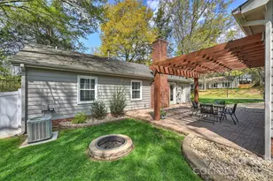 2310 Oldenburg Dr, Charlotte, NC 28210 - Photo 34