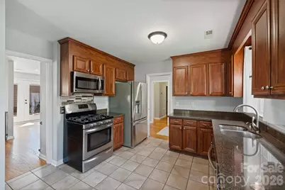 2310 Oldenburg Drive, Charlotte, NC 28210 - Photo 6