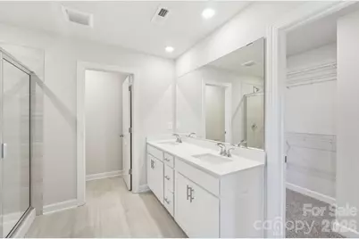 1330 30th Street Lane NE, Hickory, NC 28613 - Photo 12