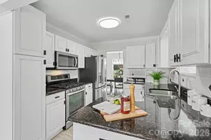 10106 Fairway Ridge Rd, Charlotte, NC 28277 - Photo 18