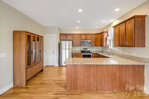 7 Oakhaven Terrace, Asheville, NC 28803 - Photo 12