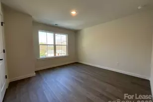 130 18th St Pl NW, Hickory, NC 28601 - Photo 6